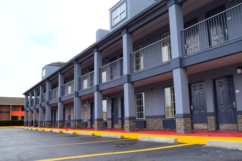 Motel Baymont By Wyndham Warner Robins Exterior foto